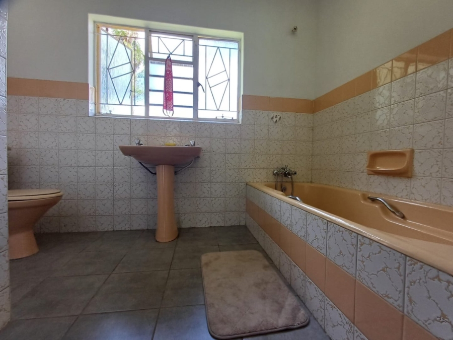 5 Bedroom Property for Sale in Orkney North West